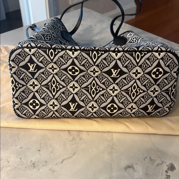 🆕Louis Vuitton Since 1854 Neverfull MM - Picture 14 of 14
